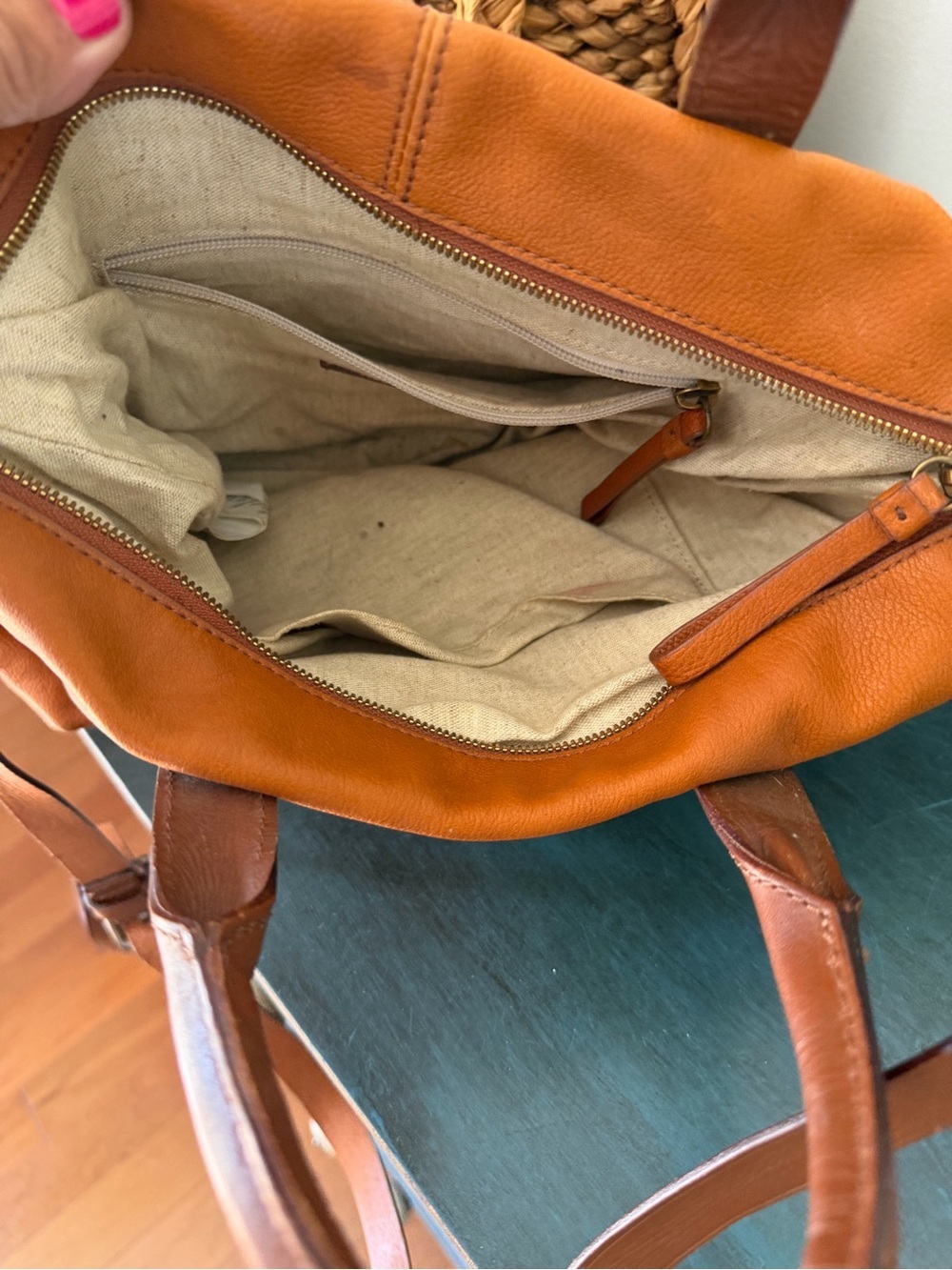 Mark & Graham Brooklyn Carryall cognac leather dual structured top handles - Picture 7 of 10
